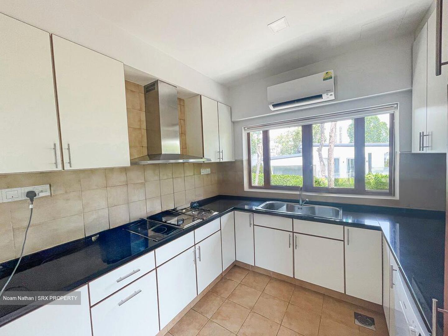 Barker Road (D11), Condominium #461902811